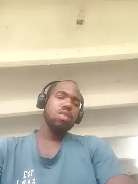 Snapshot of TheChocoTentation chatting on July 16, 2026, 2:47 pm TheChocoTentation online show from July 16, 2026, 2:47 pm