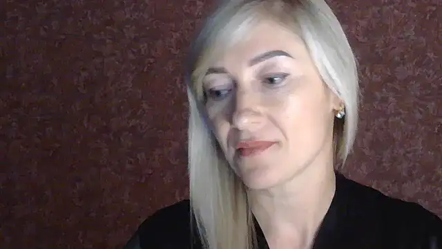 Snapshot of moonlightAnna chatting on July 10, 2026, 11:38 pm moonlightAnna online show from July 10, 2026, 11:38 pm