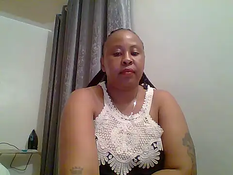 Snapshot of montanasere chatting on July 28, 2026, 6:53 pm montanasere online show from July 28, 2026, 6:53 pm