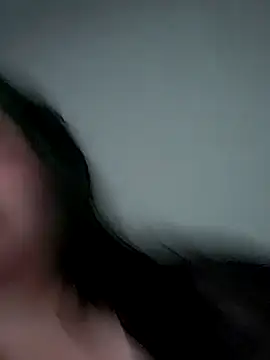 BbGurl18 online show from August 5, 2026, 11:54 pm
