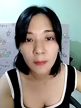 Lyrose 2k online show from July 29, 2026, 2:16 pm