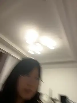 Snapshot of shieru_neko chatting on July 5, 2026, 1:29 pm shieru neko online show from July 5, 2026, 1:29 pm