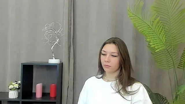 CarlitaThomley online show from July 3, 2026, 10:22 am