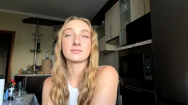 TenaSaladin online show from July 6, 2026, 9:38 am