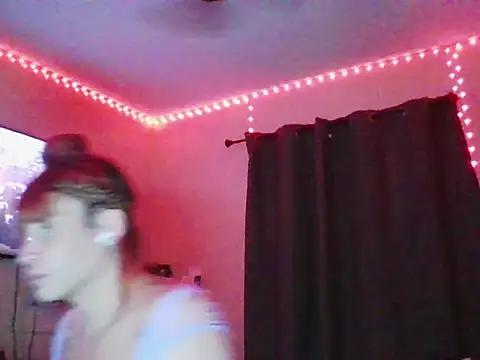 imisamoore69 online show from December 1, 2025, 2:01 am