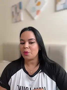 AliceStarshine online show from February 28, 2026, 5:23 pm