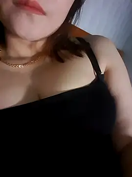 Snapshot of Lynnababy26 chatting on July 11, 2026, 10:48 am Lynnababy26 online show from July 11, 2026, 10:48 am