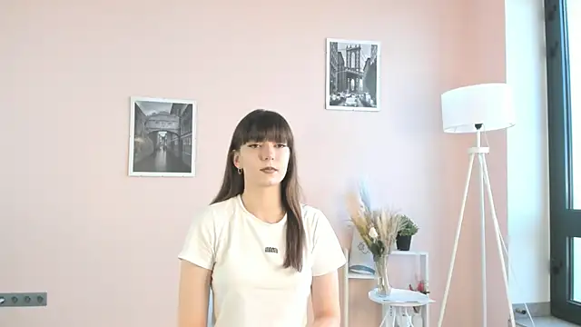Snapshot of SalinaWitry chatting on July 6, 2026, 7:59 am SalinaWitry online show from July 6, 2026, 7:59 am