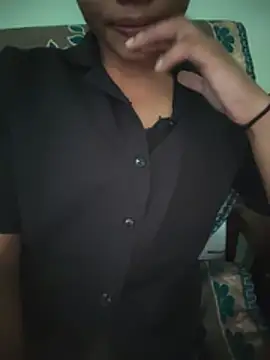 Snapshot of Vivek_rana chatting on July 14, 2026, 10:54 am Vivek rana online show from July 14, 2026, 10:54 am