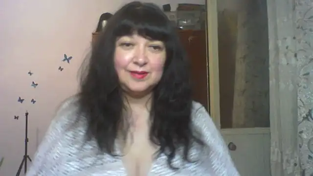 BeautyMilana13 online show from July 14, 2026, 4:46 pm