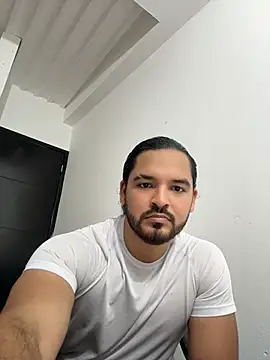 Efren Fernandez online show from July 7, 2026, 1:19 am