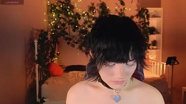  Arlie  online show from July 9, 2026, 8:52 pm