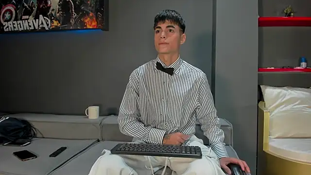 Dante Rosetti198 online show from July 7, 2026, 1:03 pm