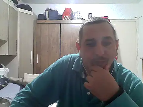Snapshot of raposaoofc13 chatting on July 8, 2026, 1:52 am raposaoofc13 online show from July 8, 2026, 1:52 am