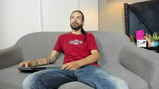 Alexx val online show from July 11, 2026, 7:25 pm