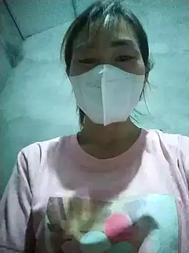 Snapshot of quyquy01 chatting on July 9, 2026, 4:28 pm quyquy01 online show from July 9, 2026, 4:28 pm
