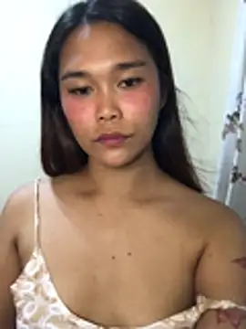 lucyflower online show from July 9, 2026, 1:54 pm