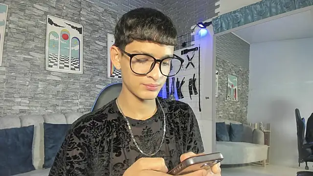 stevensantana1 online show from July 11, 2026, 2:45 am