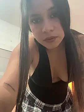 miss-aby online show from July 9, 2026, 1:43 pm