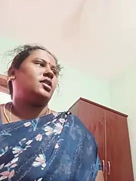 Snapshot of tamilrosegold chatting on July 11, 2026, 11:10 am tamilrosegold online show from July 11, 2026, 11:10 am