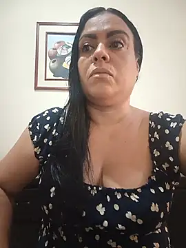 Snapshot of Hotpeppermint chatting on July 14, 2026, 7:42 pm Hotpeppermint online show from July 14, 2026, 7:42 pm