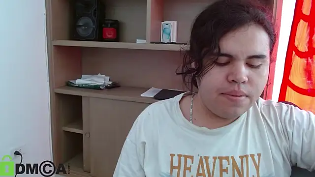Snapshot of _possession_ chatting on July 13, 2026, 1:43 pm possession online show from July 13, 2026, 1:43 pm