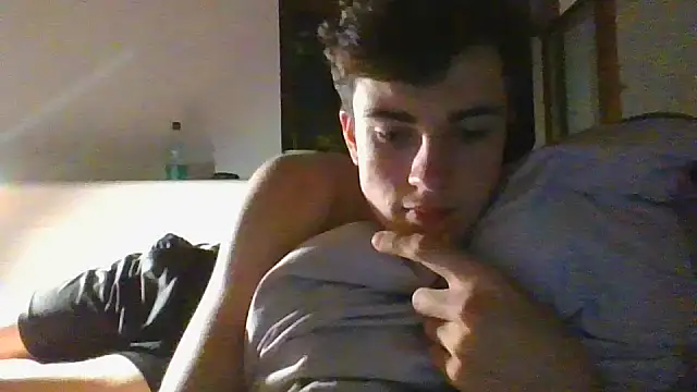 freshboy72 online show from July 12, 2026, 1:17 am