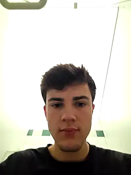 freshboy72 online show from July 17, 2026, 6:54 am