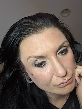 Plasticdollx online show from July 14, 2026, 2:05 am
