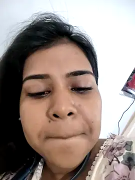 Snapshot of komal_sexy45 chatting on July 28, 2026, 5:37 am komal sexy45 online show from July 28, 2026, 5:37 am