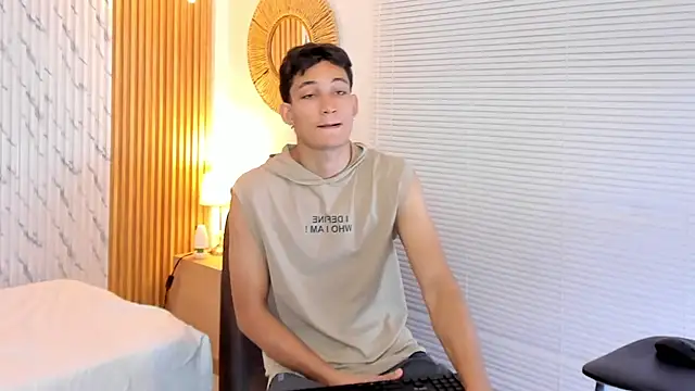 Snapshot of Jimmy_gatt chatting on July 15, 2026, 12:12 pm Jimmy gatt online show from July 15, 2026, 12:12 pm