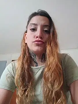 Simone liss online show from July 22, 2026, 2:19 pm