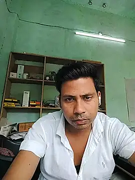 Snapshot of guru8340 chatting on July 18, 2026, 10:02 am guru8340 online show from July 18, 2026, 10:02 am