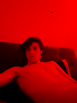 Snapshot of RylanR chatting on July 13, 2026, 6:35 am RylanR online show from July 13, 2026, 6:35 am