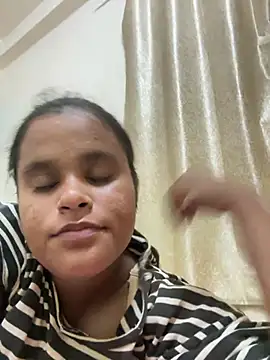 Snapshot of bhumii_ chatting on July 15, 2026, 2:46 pm bhumii online show from July 15, 2026, 2:46 pm