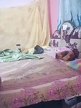 krvinay39 online show from April 7, 2026, 6:32 pm