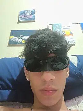 Josangel 69 online show from July 17, 2026, 3:37 am