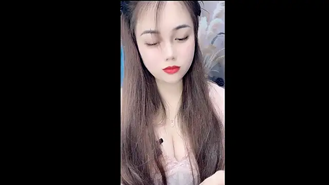 My-SunshinEe online show from July 24, 2026, 5:42 pm