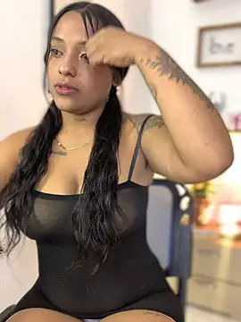 Snapshot of TiffanyCanela chatting on July 15, 2026, 7:32 pm TiffanyCanela online show from July 15, 2026, 7:32 pm