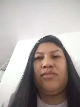 vaalentina cortes online show from July 18, 2026, 2:53 am