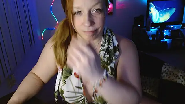 Snapshot of XxMs_StarzxX chatting on February 6, 2026, 2:07 am XxMs StarzxX online show from February 6, 2026, 2:07 am