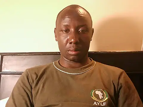 Snapshot of themelaninchocolates chatting on July 25, 2026, 9:32 pm themelaninchocolates online show from July 25, 2026, 9:32 pm