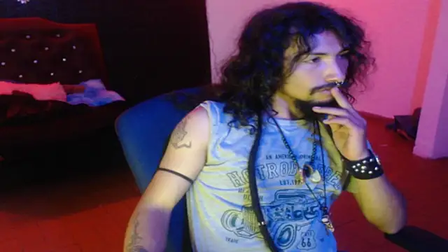 Snapshot of strap_420 chatting on July 18, 2026, 3:15 am strap 420 online show from July 18, 2026, 3:15 am