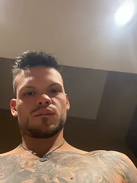 Snapshot of Nickyseduccion1998 chatting on July 17, 2026, 2:31 am Nickyseduccion1998 online show from July 17, 2026, 2:31 am