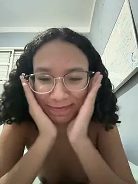 Snapshot of Cristiane2008 chatting on July 21, 2026, 10:22 pm Cristiane2008 online show from July 21, 2026, 10:22 pm
