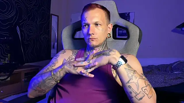 Snapshot of razor_paul chatting on July 25, 2026, 6:47 pm razor paul online show from July 25, 2026, 6:47 pm