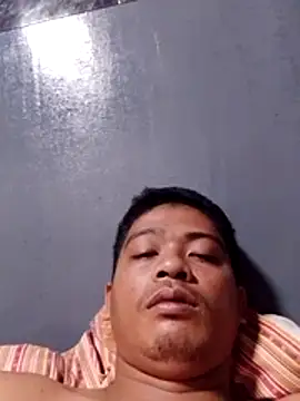 Snapshot of Hornylau chatting on July 27, 2026, 4:30 am Hornylau online show from July 27, 2026, 4:30 am