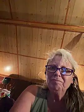 kimmy73 online show from July 27, 2026, 1:34 am