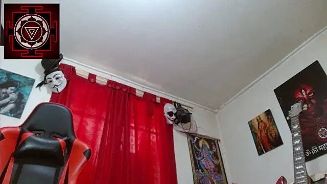 Amanda Valeska online show from April 18, 2026, 5:04 pm