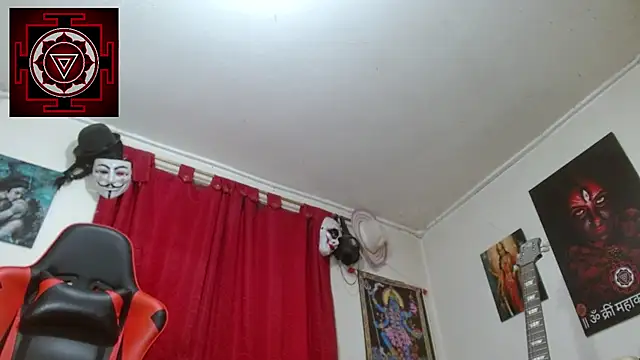 Amanda Valeska online show from November 6, 2025, 3:49 pm